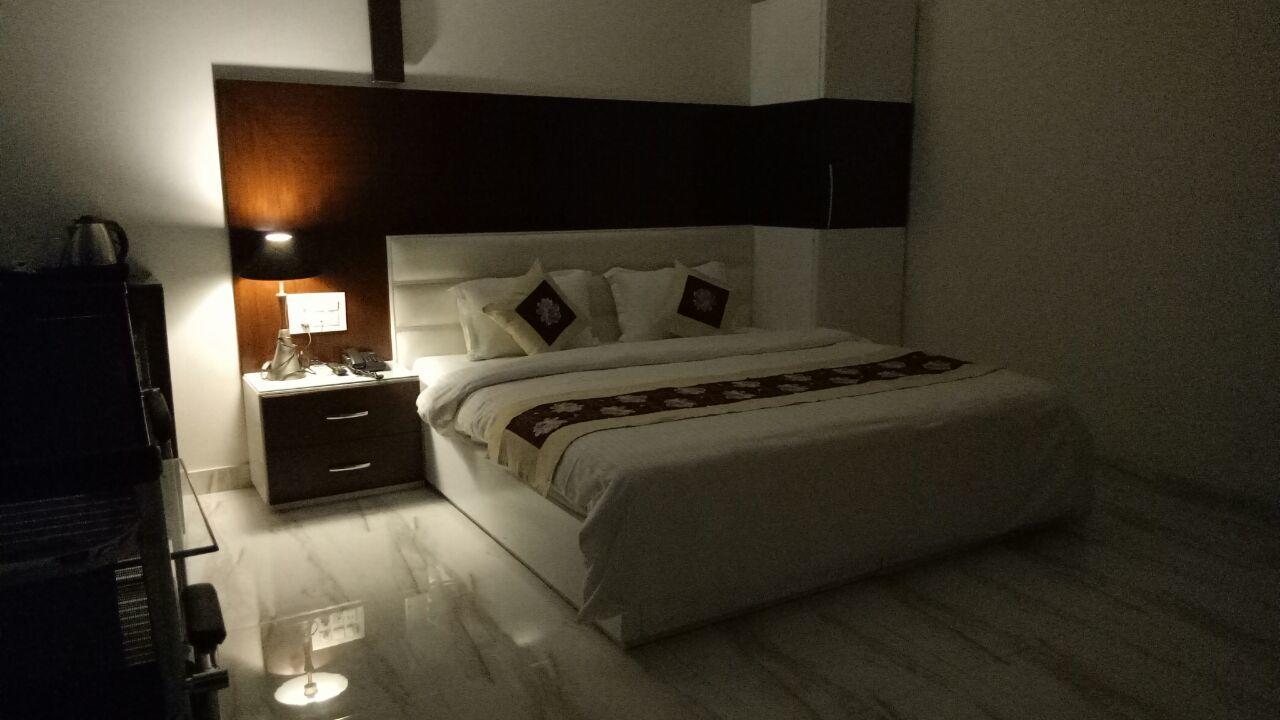 Hotel Neelam Moga Ludhijána Exteriér fotografie